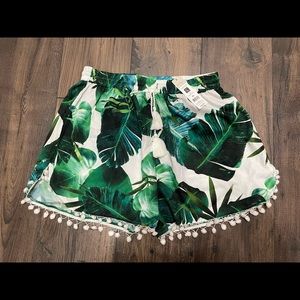 Charlie Page, Monstera leaves shorts with tassels, Medium